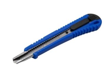 Нож канцелярский 9мм усиленный металические направляющие фиксатор Silwerhof Daily 1/60