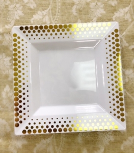 Тарелка пластиковая квадратная 165х165мм золотой декор Complement (6шт) 1/20