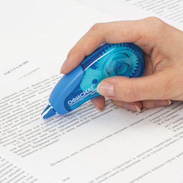 Корректирующая лента 5мм х 6м синий корпус в блистере ОФИСМАГ 1/12/432 (Клиент)